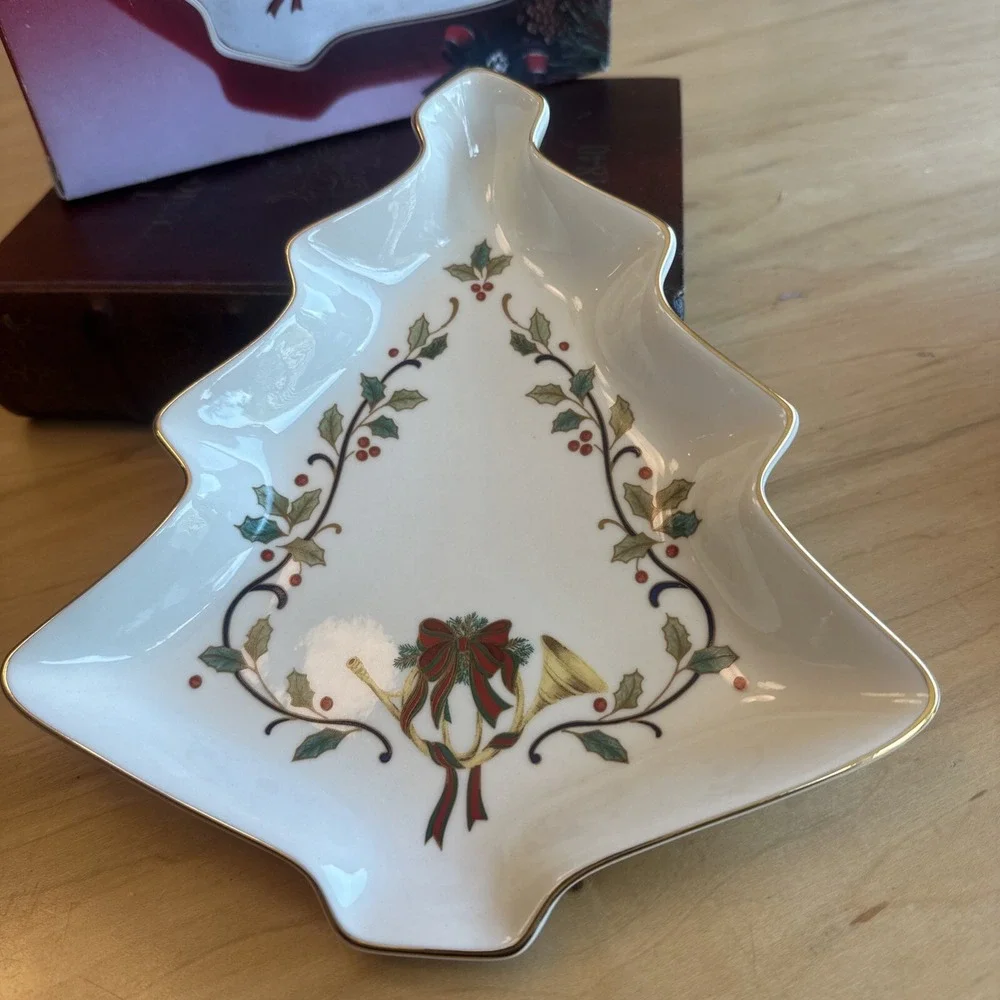 Mikasa Porcelain 8